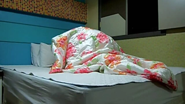 휴가 나온 군바리 여친과 빡세게 섹스